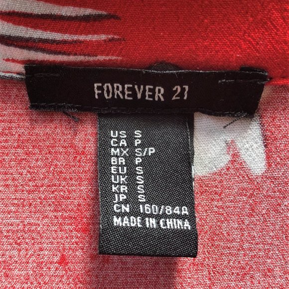 Bright Red Leaf-Print Hawaiian Crop Button-Down Shirt by Forever21 - Size Small - Picture 10 of 16